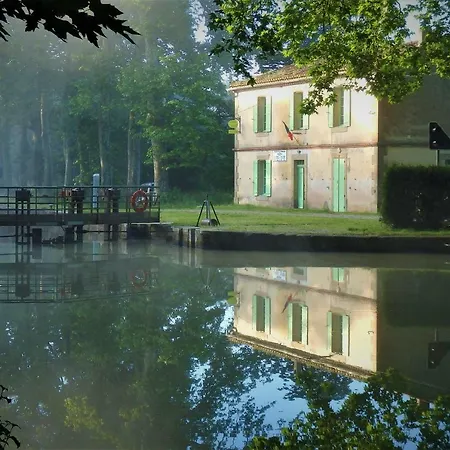 De La Domergue Mas-Saintes-Puelles